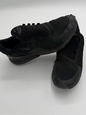 Size 9 - Nike Air Max 270 Low Triple Black